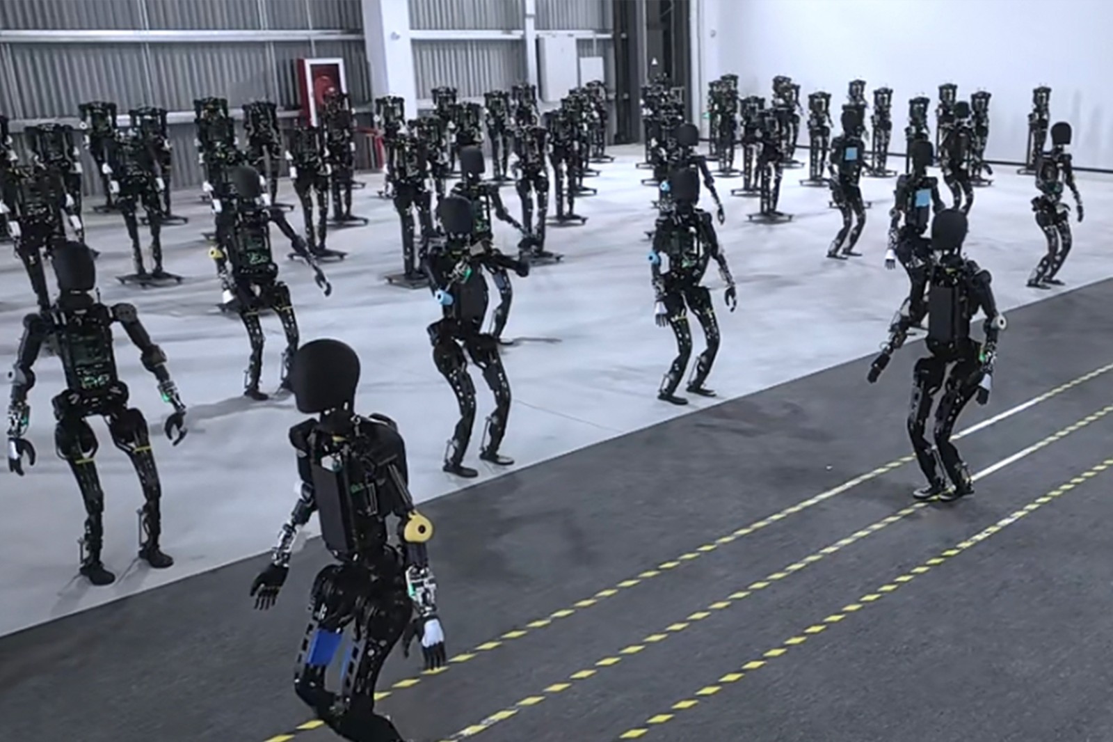 yl7703永利开启通用机器人商用量产